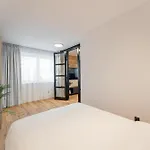 Luxusny Klimatizovany Dvojspalnovy Apartman Narodna Trieda, Kosice, Free Parking *