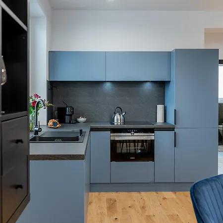 Luxusný Dvojspálňový Národná Trieda, Apartamento *