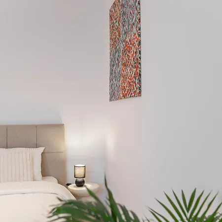 Luxusny Klimatizovany Dvojspalnovy Narodna Trieda, Kosice, Free Parking Apartmán