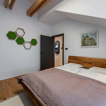 Luxusny Klimatizovany Dvojspalnovy Narodna Trieda, Kosice, Free Parking Apartmán