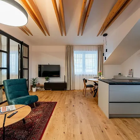 Luxusny Klimatizovany Dvojspalnovy Narodna Trieda, Kosice, Free Parking Apartmán Kosice