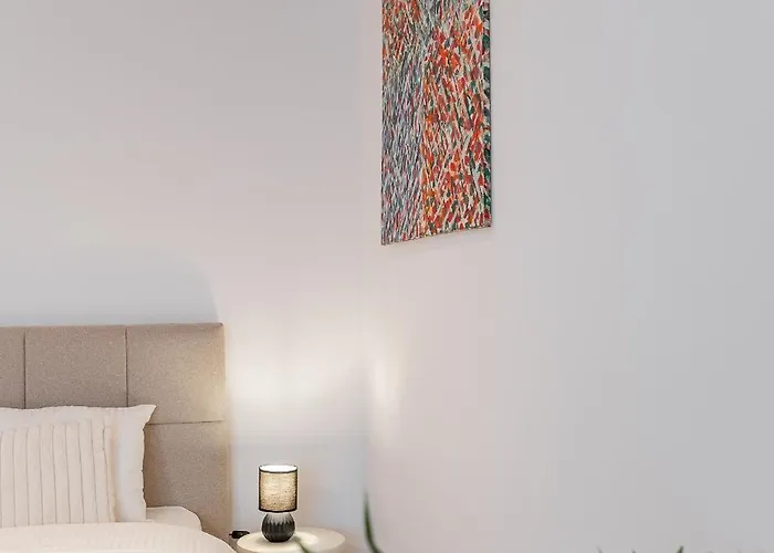 Luxusny Dvojspalnovy Narodna Trieda, Kosice, Free Parking דירה