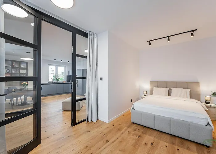 Luxusny Dvojspalnovy Narodna Trieda, Kosice, Free Parking דירה