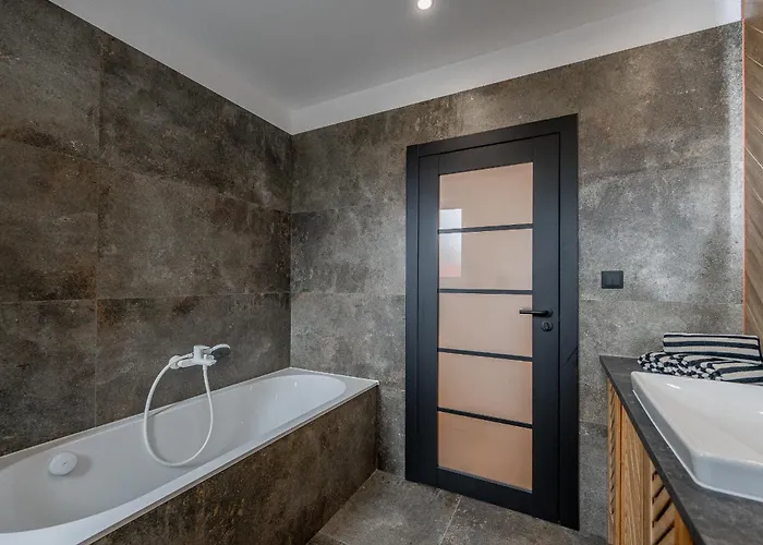 Luxusny Dvojspalnovy Narodna Trieda, Kosice, Free Parking * Kassa